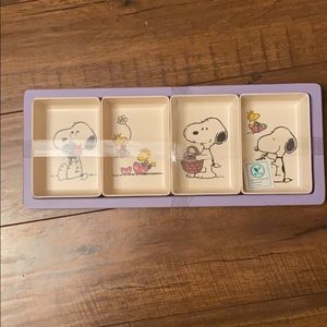 Peanuts Snoopy Easter bamboo snack tray